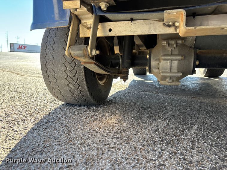 image for item EN5984 2002 Club Car golf cart