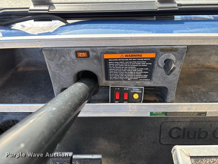 image for item EN5984 2002 Club Car golf cart