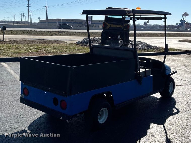 image for item EN5985 golf cart