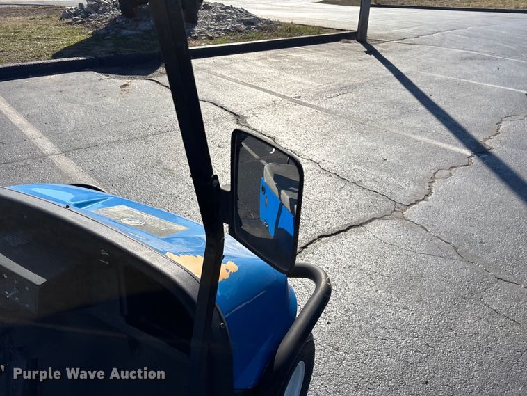 image for item EN5985 golf cart