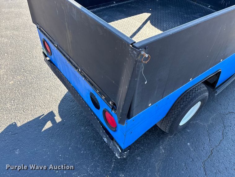 image for item EN5985 golf cart