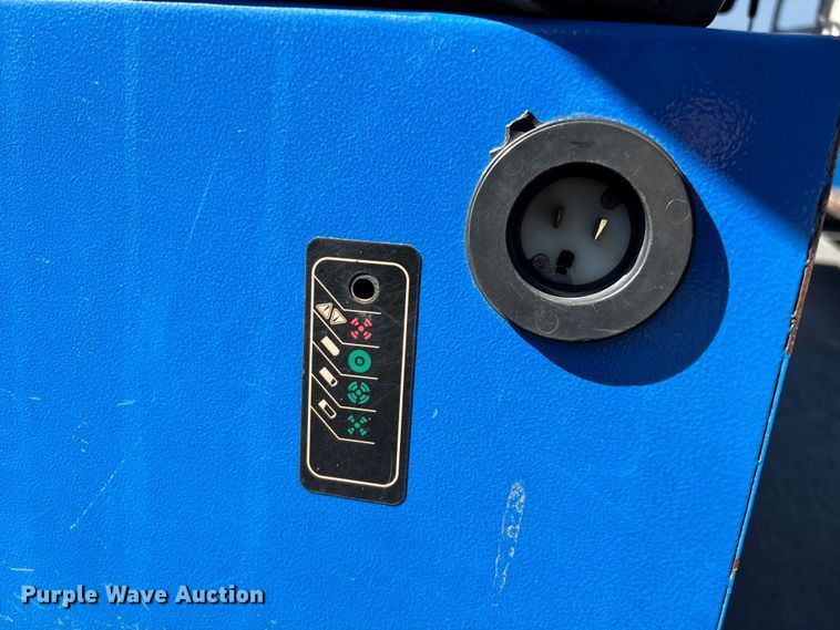 image for item EN5985 golf cart