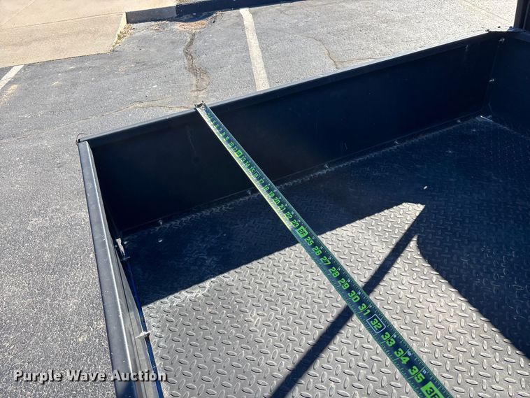 image for item EN5985 golf cart