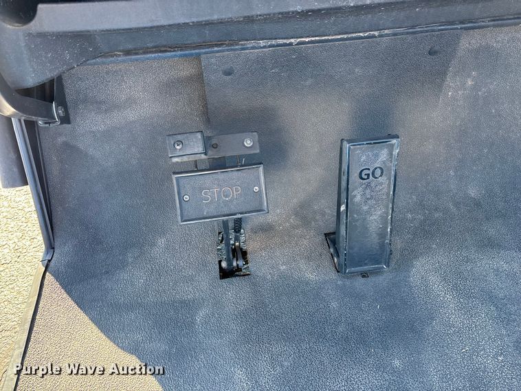 image for item EN5985 golf cart