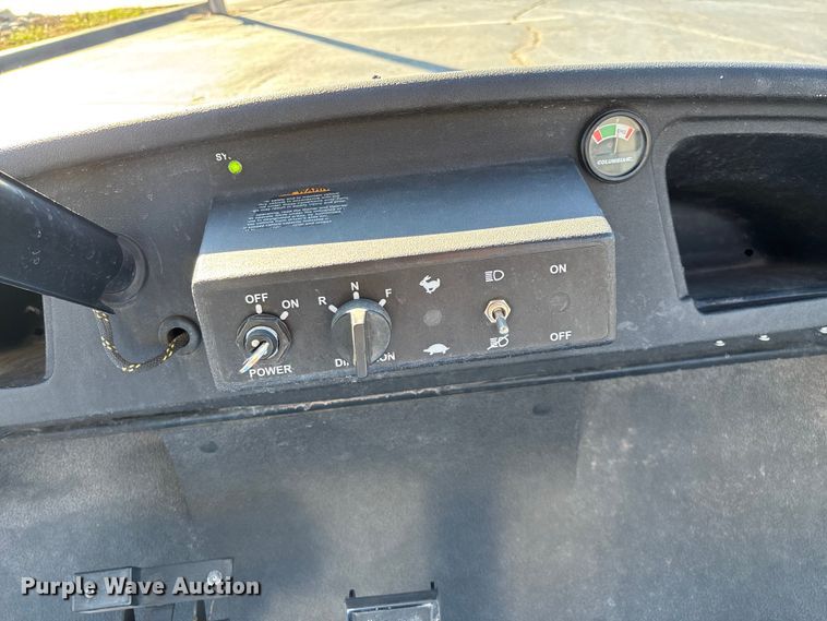 image for item EN5985 golf cart