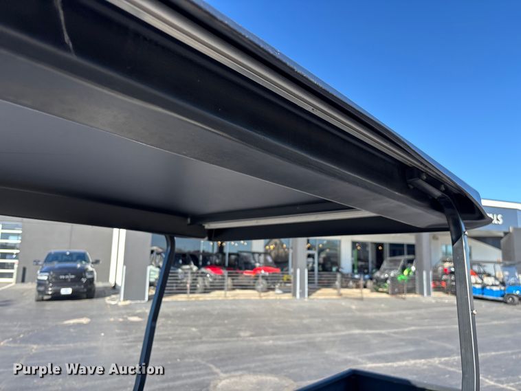 image for item EN5985 golf cart