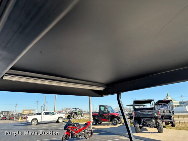 image for item EN5985 golf cart