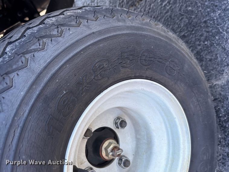 image for item EN5985 golf cart