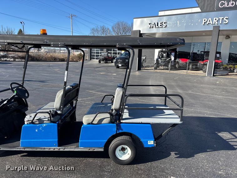 image for item EN5986 Columbia golf cart