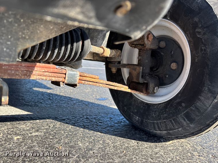 image for item EN5986 Columbia golf cart