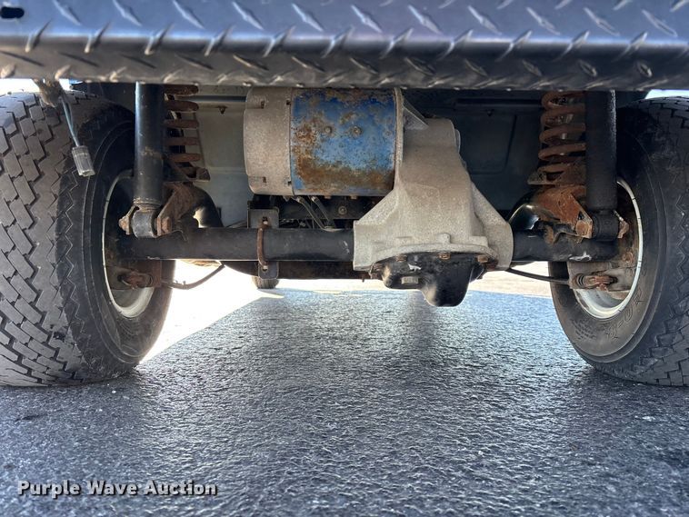 image for item EN5986 Columbia golf cart