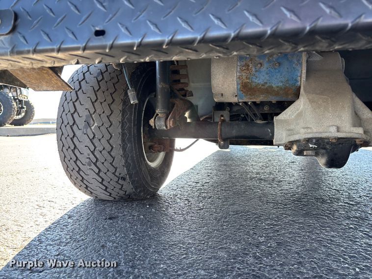 image for item EN5986 Columbia golf cart