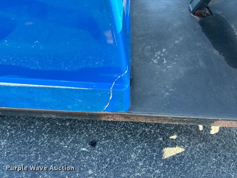 image for item EN5986 Columbia golf cart