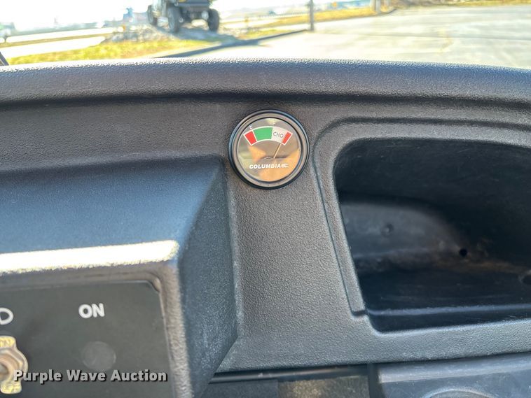 image for item EN5986 Columbia golf cart