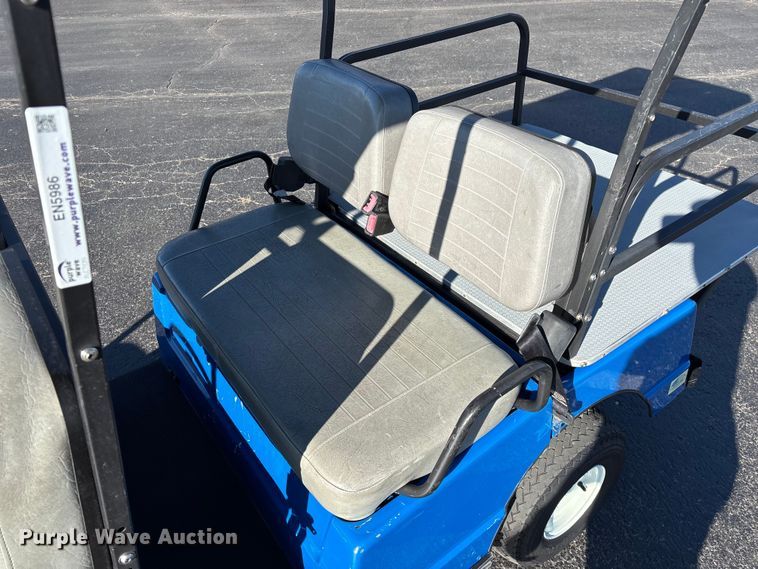 image for item EN5986 Columbia golf cart