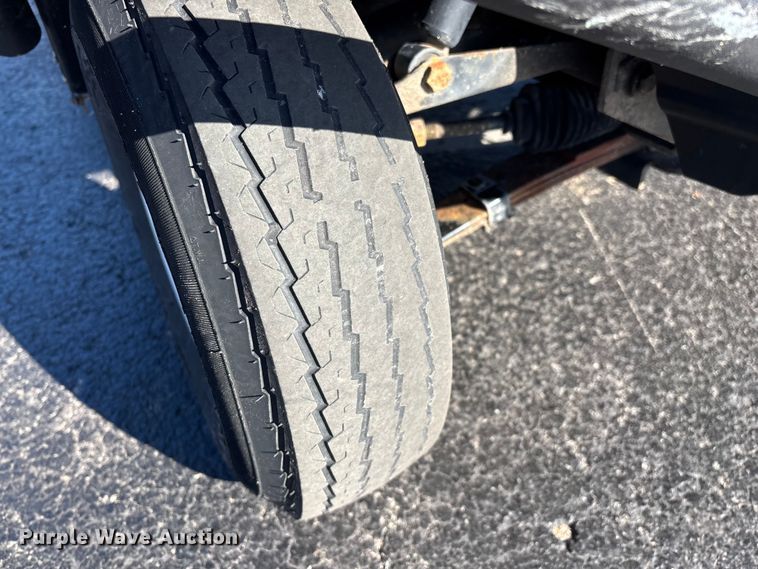 image for item EN5986 Columbia golf cart