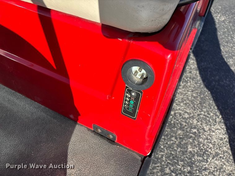 image for item EN5987 Columbia golf cart