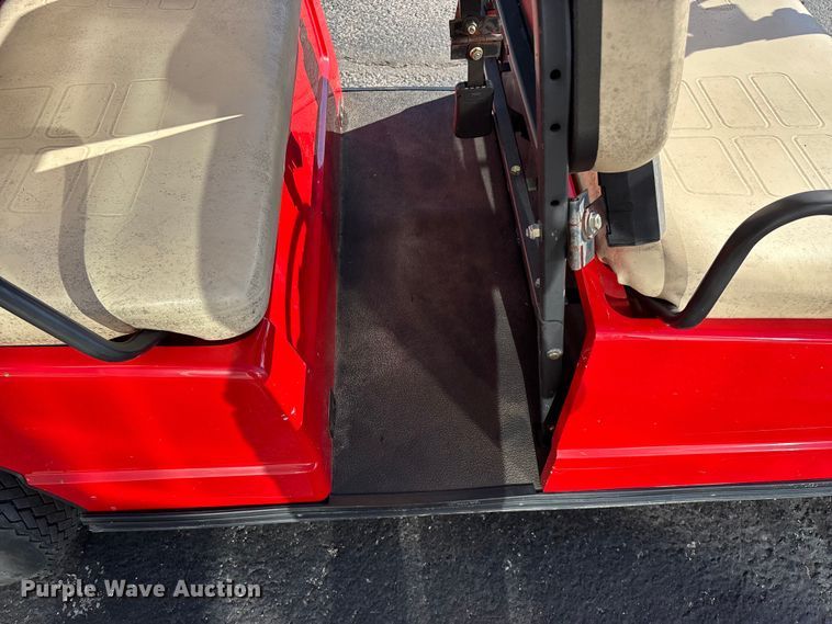 image for item EN5987 Columbia golf cart