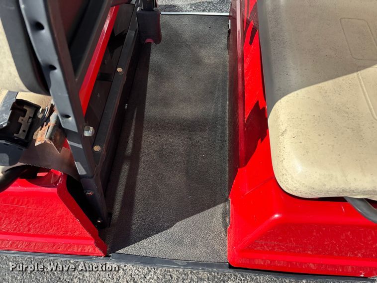 image for item EN5987 Columbia golf cart