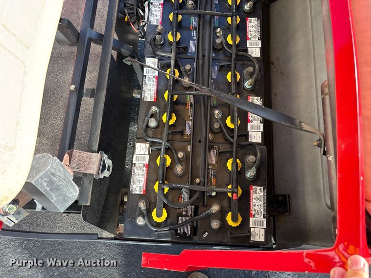 image for item EN5987 Columbia golf cart