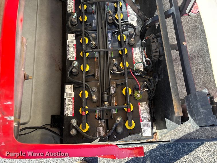 image for item EN5987 Columbia golf cart