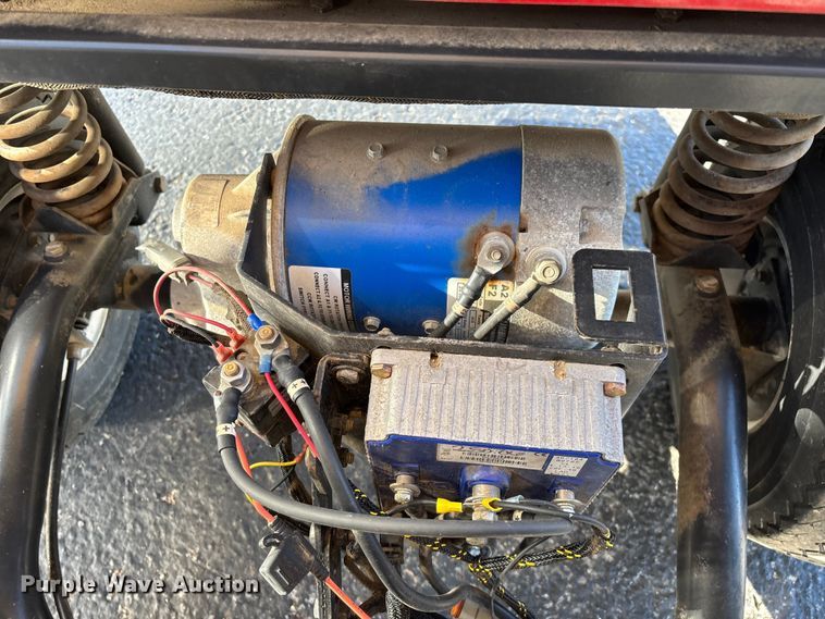 image for item EN5987 Columbia golf cart