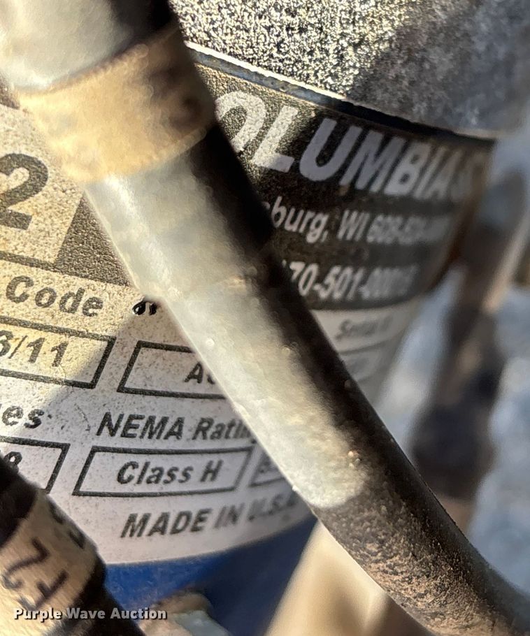 image for item EN5987 Columbia golf cart