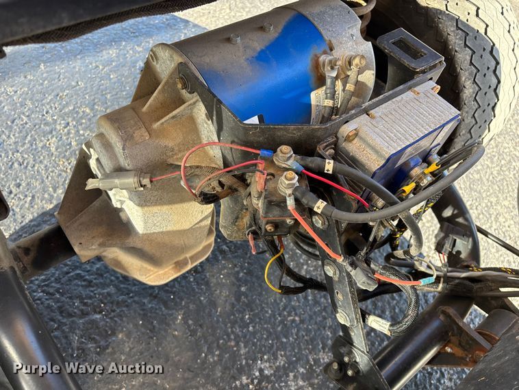 image for item EN5987 Columbia golf cart