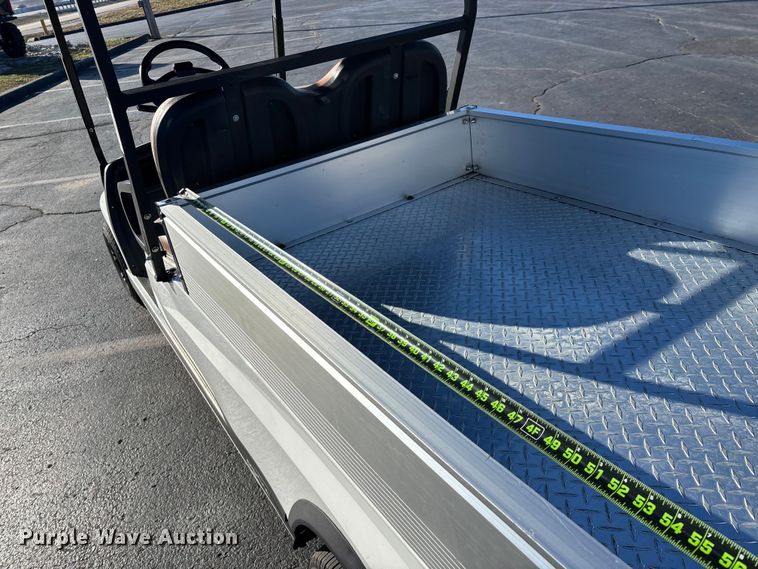 image for item EN5988 Icon LT-B627.H8-C0M golf cart