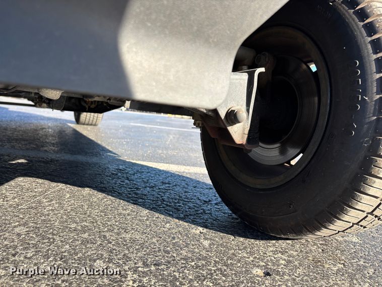 image for item EN5988 Icon LT-B627.H8-C0M golf cart