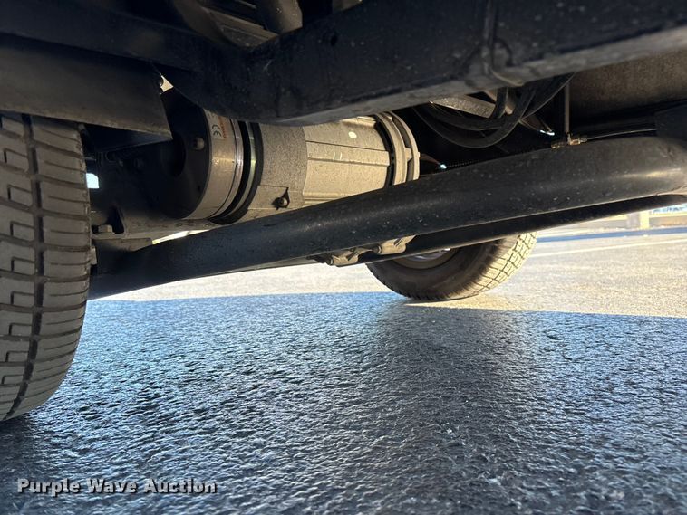 image for item EN5988 Icon LT-B627.H8-C0M golf cart