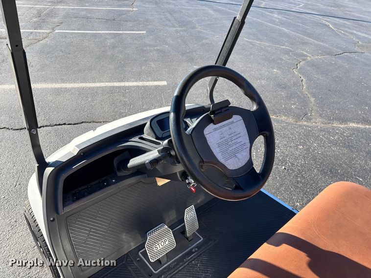 image for item EN5988 Icon LT-B627.H8-C0M golf cart
