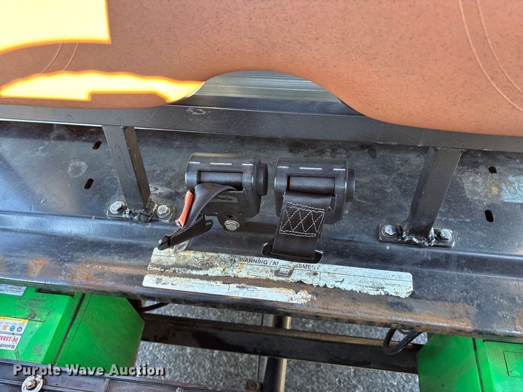 image for item EN5988 Icon LT-B627.H8-C0M golf cart