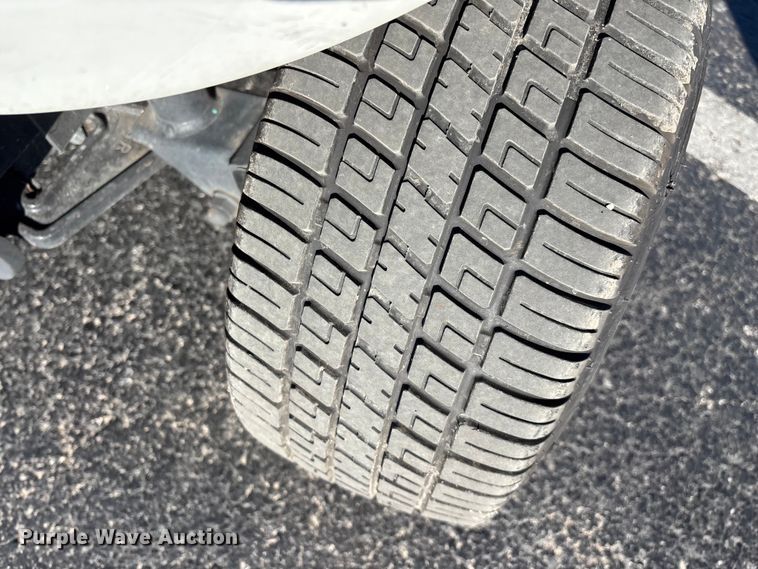 image for item EN5988 Icon LT-B627.H8-C0M golf cart