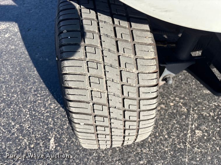 image for item EN5988 Icon LT-B627.H8-C0M golf cart