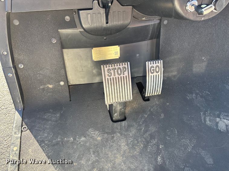 image for item EN5989 Cruise Car LT-A617.H8 golf cart