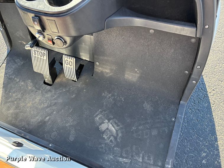 image for item EN5989 Cruise Car LT-A617.H8 golf cart