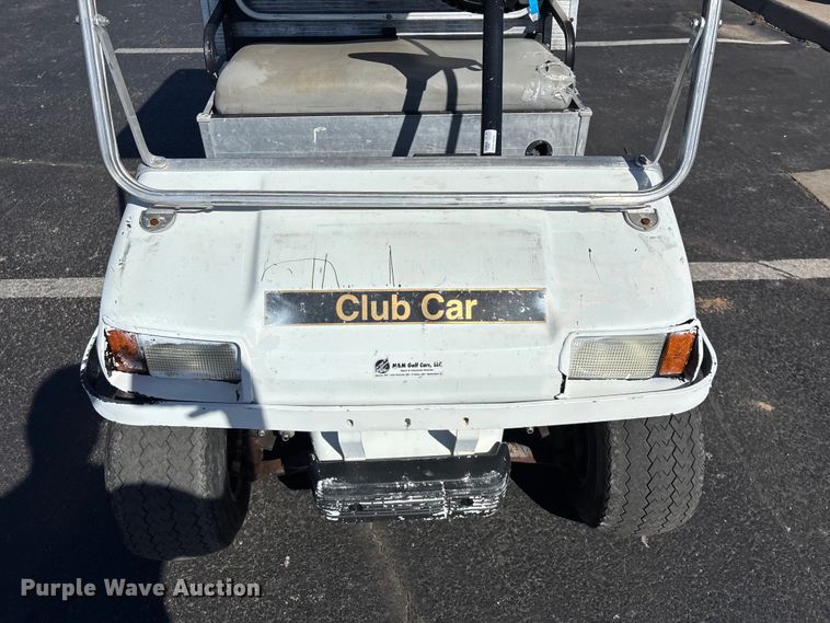 image for item EN5990 2010 Club Car Turf 2 Carryall golf cart