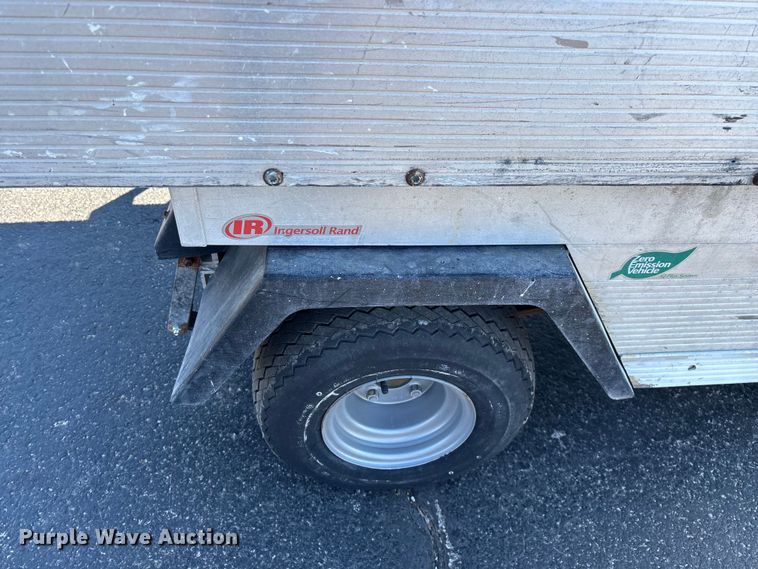 image for item EN5990 2010 Club Car Turf 2 Carryall golf cart