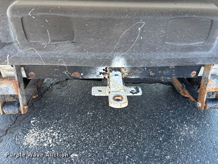 image for item EN5990 2010 Club Car Turf 2 Carryall golf cart