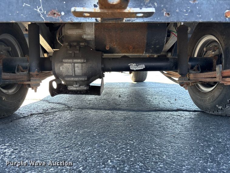 image for item EN5990 2010 Club Car Turf 2 Carryall golf cart