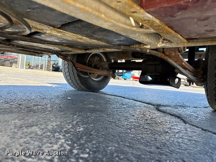 image for item EN5990 2010 Club Car Turf 2 Carryall golf cart