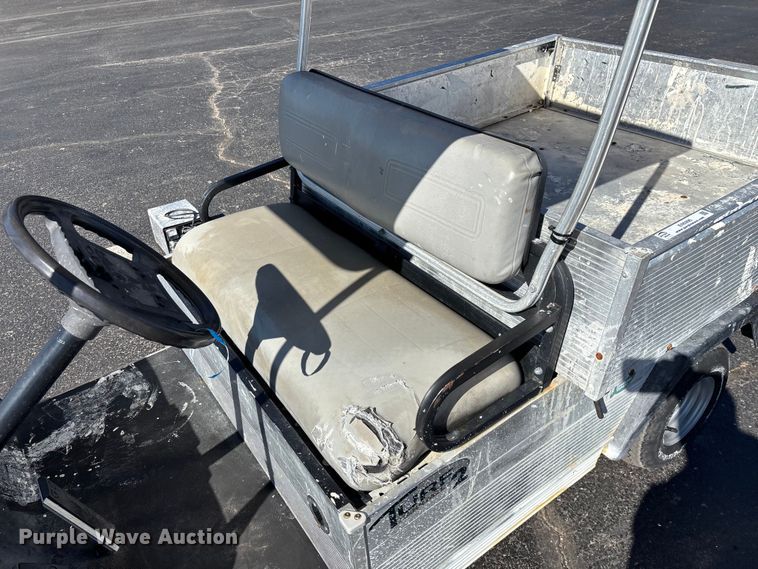 image for item EN5990 2010 Club Car Turf 2 Carryall golf cart