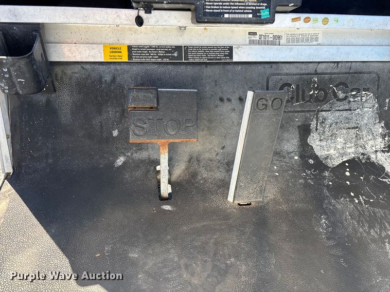 image for item EN5990 2010 Club Car Turf 2 Carryall golf cart