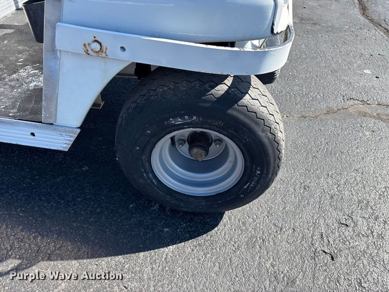 image for item EN5990 2010 Club Car Turf 2 Carryall golf cart