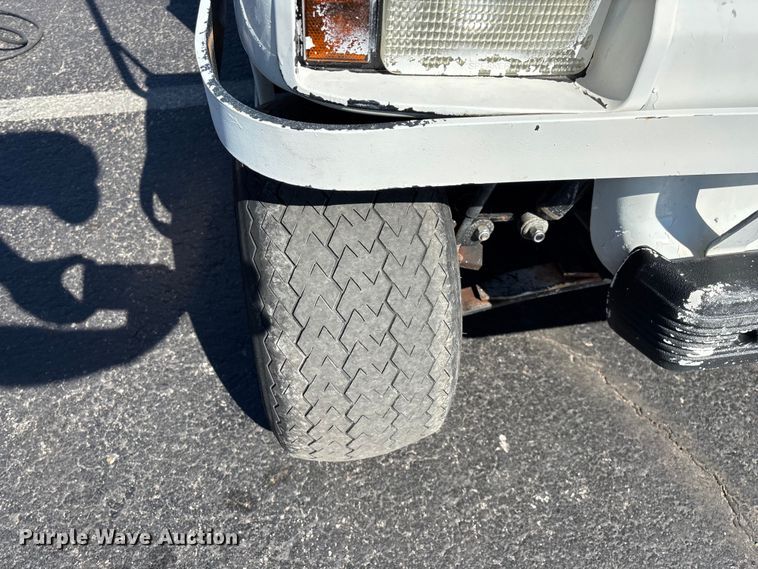 image for item EN5990 2010 Club Car Turf 2 Carryall golf cart