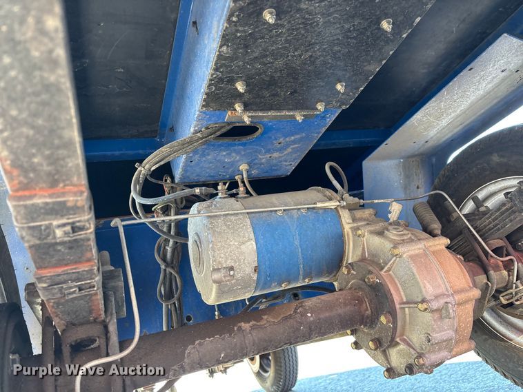 image for item EN5991 Columbia BC2-L-48 utility vehicle