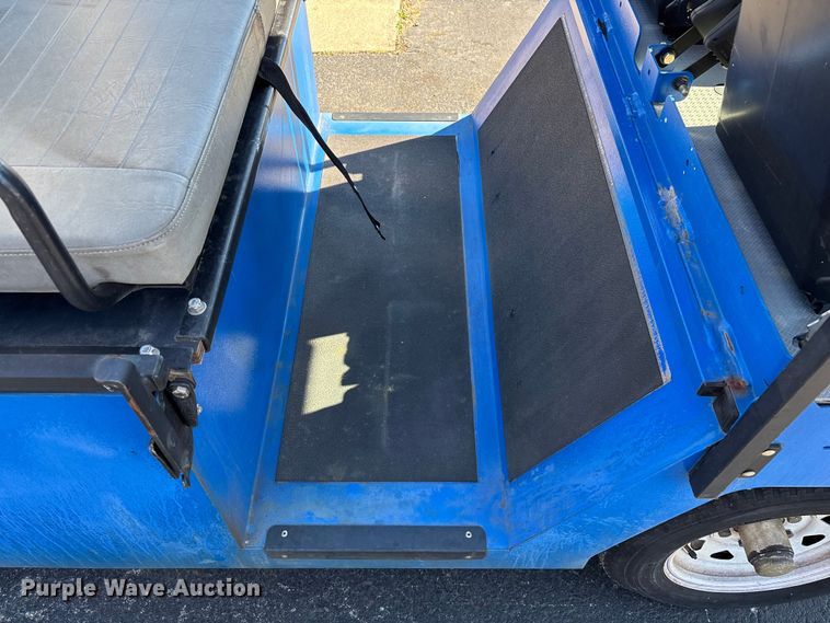 image for item EN5991 Columbia BC2-L-48 utility vehicle