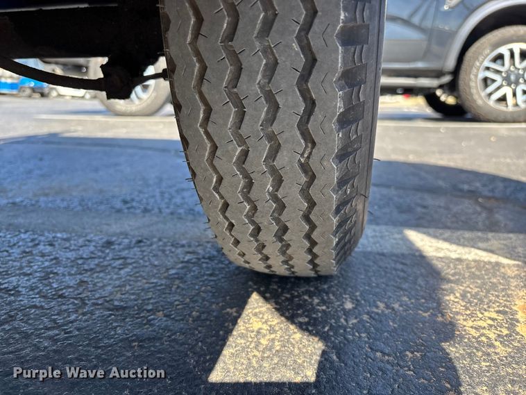 image for item EN5991 Columbia BC2-L-48 utility vehicle