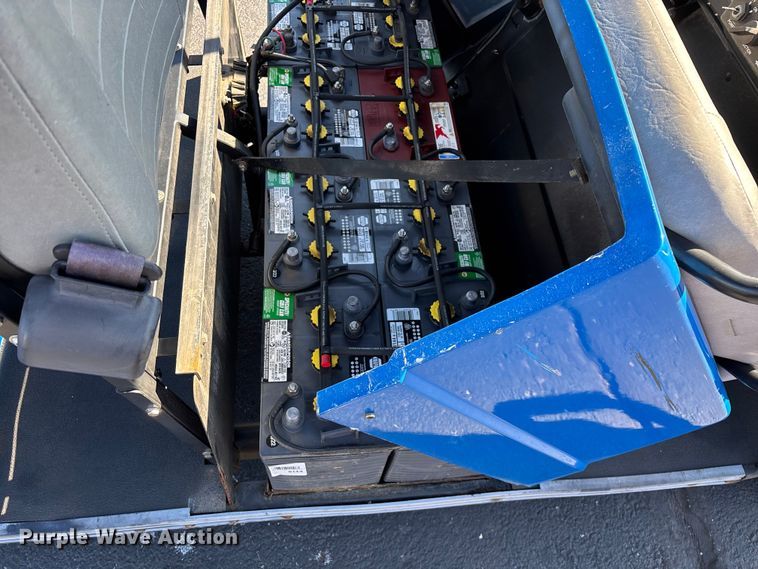 image for item EN5992 Columbia C6E-48 golf cart